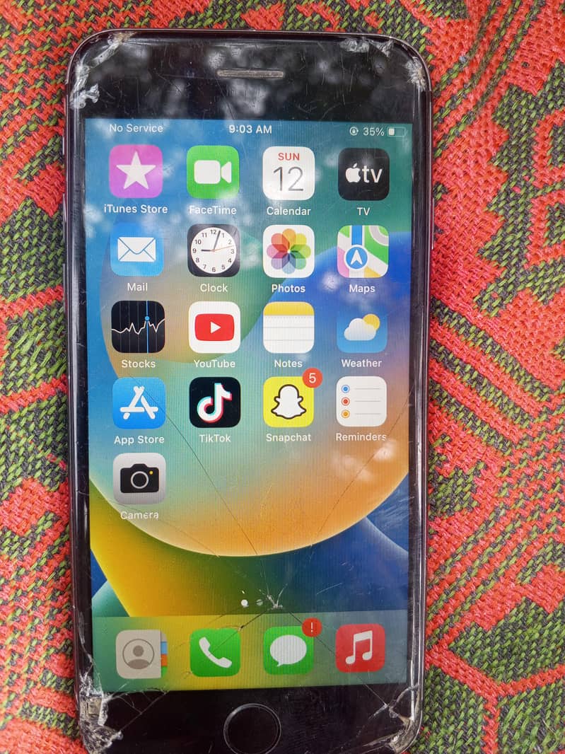 Apple iPhone 8 4