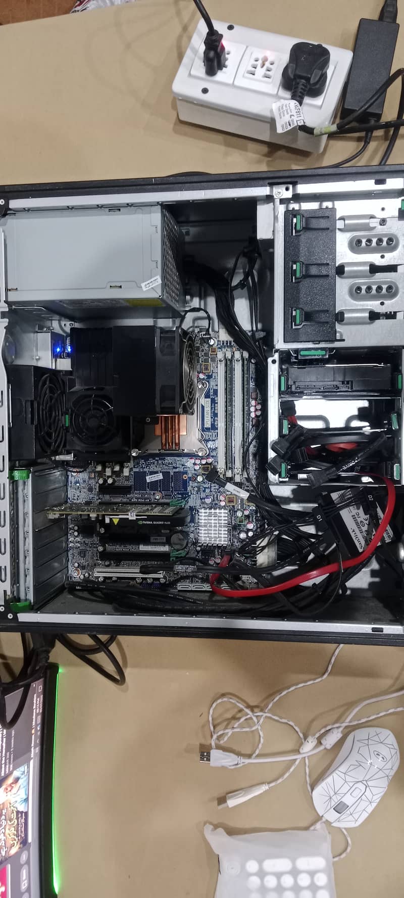 HP Z420 Workstation 32 inch led corved  03086811345 what's up number 0