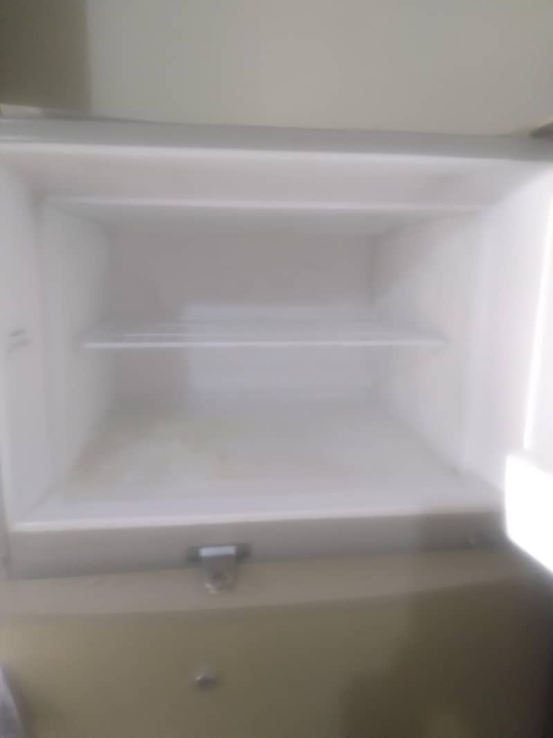 Double RefrigeratorFreezer 4
