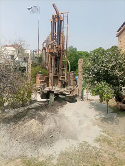 drill machine ki boring k leya rabta kary