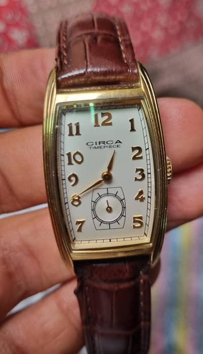 CIRCA Vintage Men Timepiece