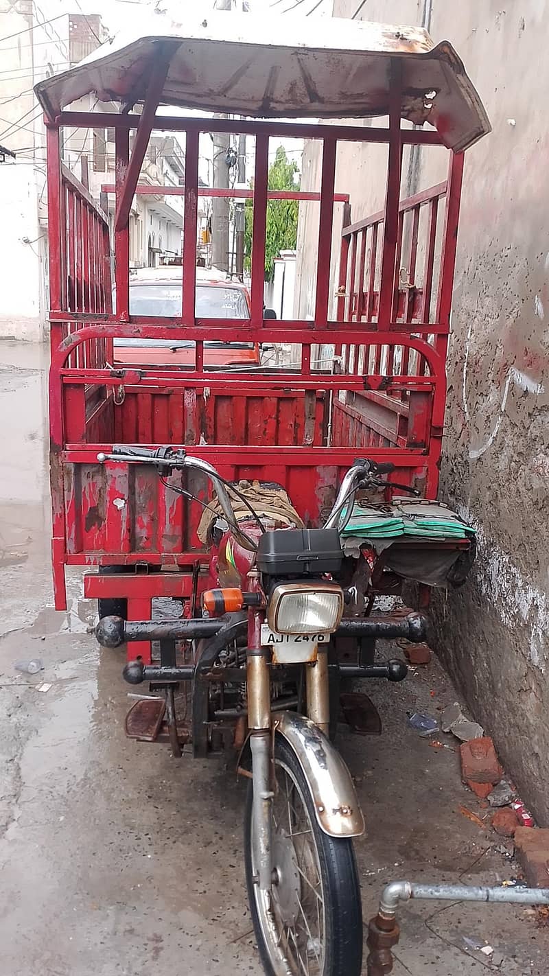 Crown 100cc Loader Rickshaw 0