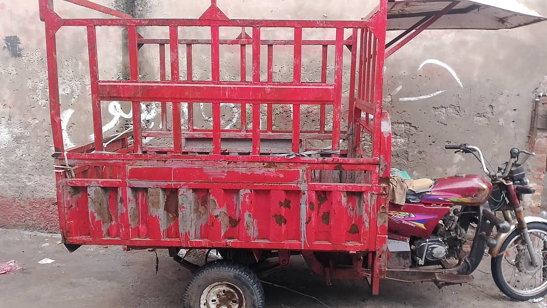 Crown 100cc Loader Rickshaw 1