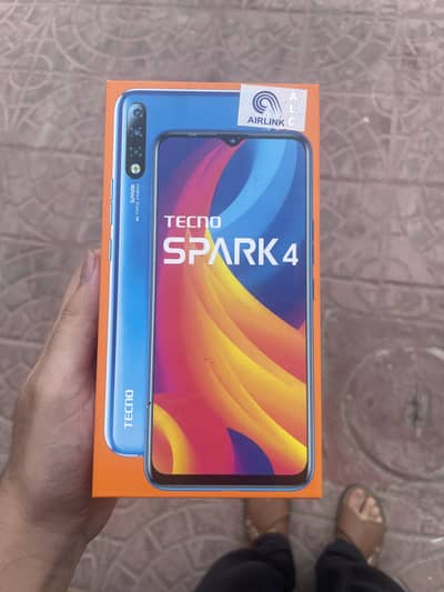 Tecno Spark 4