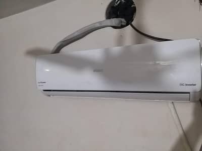 Orient DC inverter Cool & Heat AC Original condition, Excellent wor