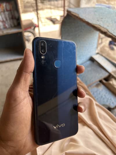 Vivo Y11
