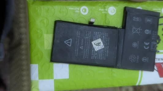 I phone xs max new battery   Health for sale