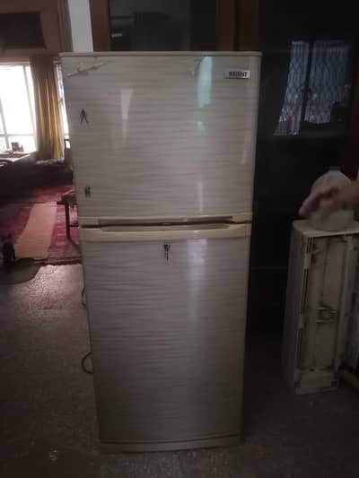 orient 8 cft used fridge