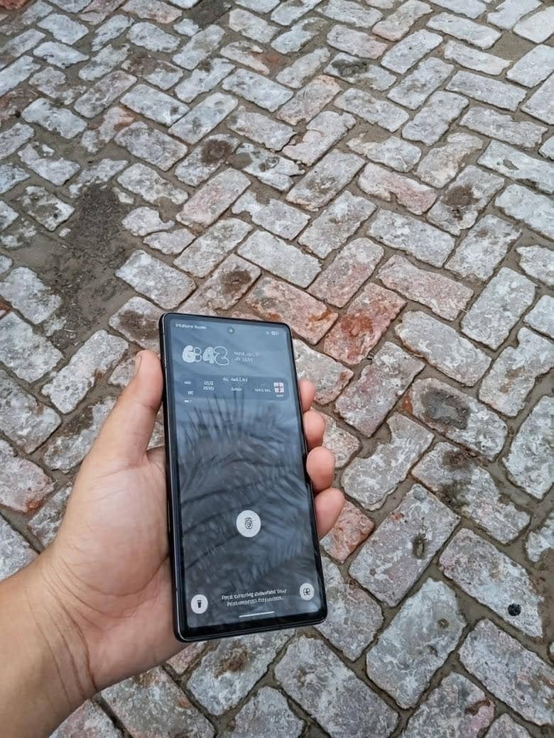 Google Pixel 7a 1