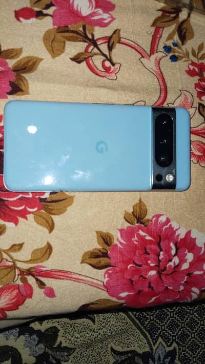 Google Pixel 8 Pro