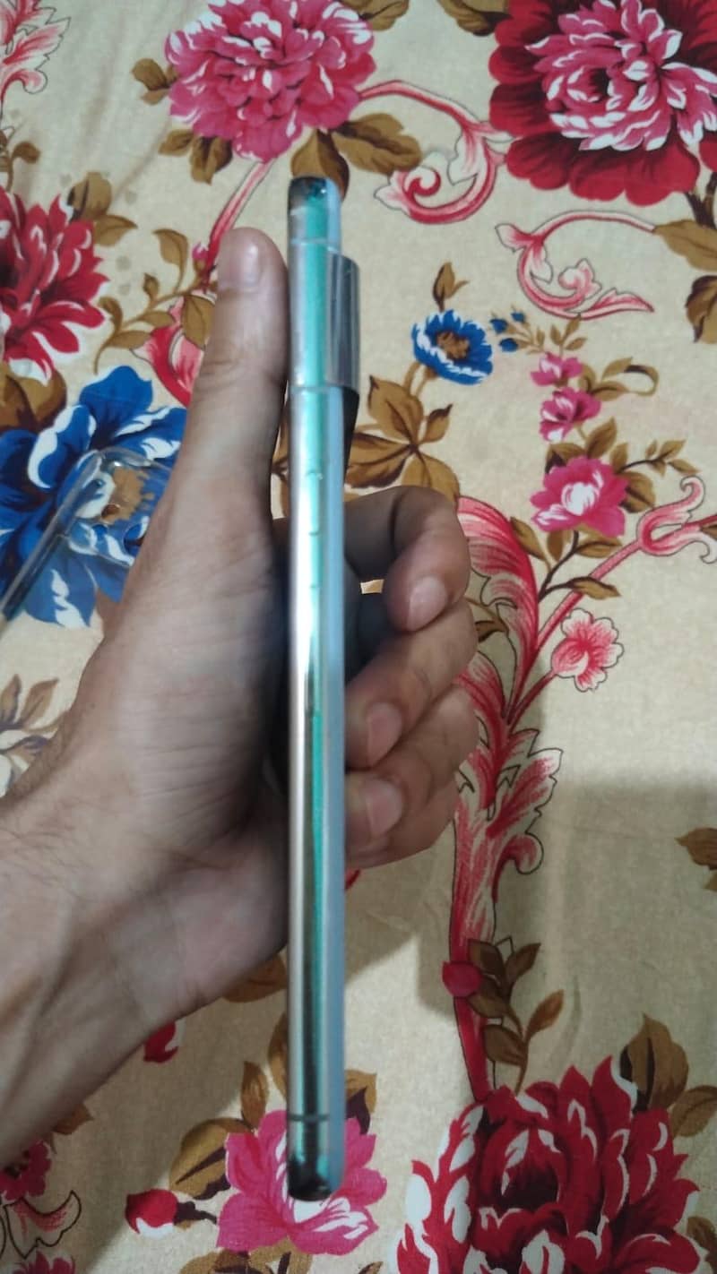 Google Pixel 8 Pro 3