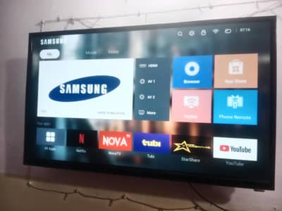 Urgent sale smart LED TV A+ panel