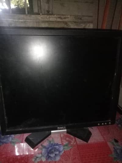 Urgent Sale: Computer Monitor LCD - Working Condition - Haripur