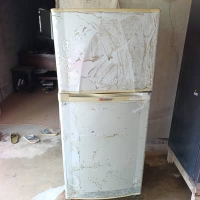 Dawlance Medium Size fridge