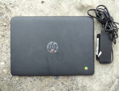 HP Chromebook 4GB RAM, 16GB Storage With Original Charger.