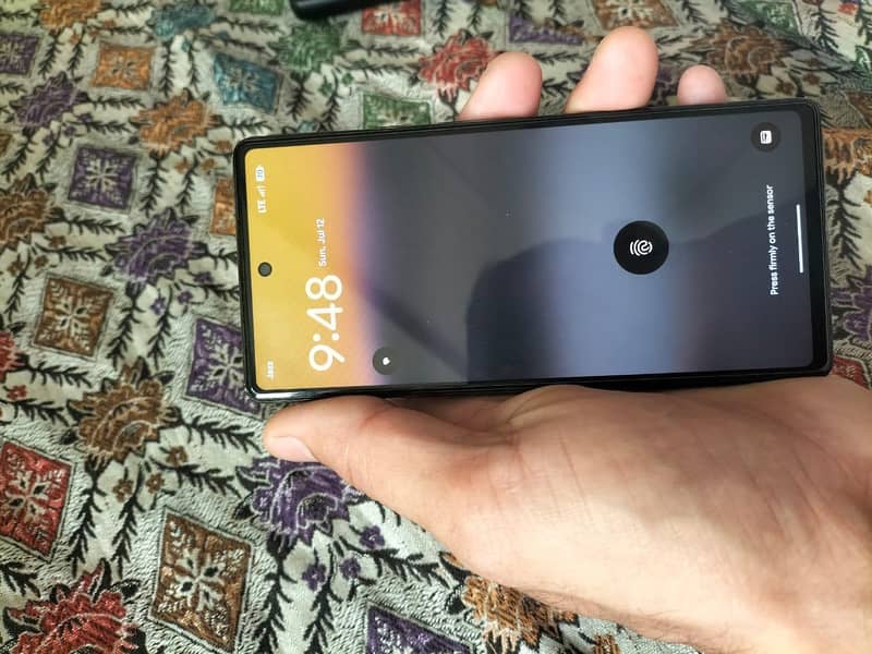 Google Pixel 6A 1