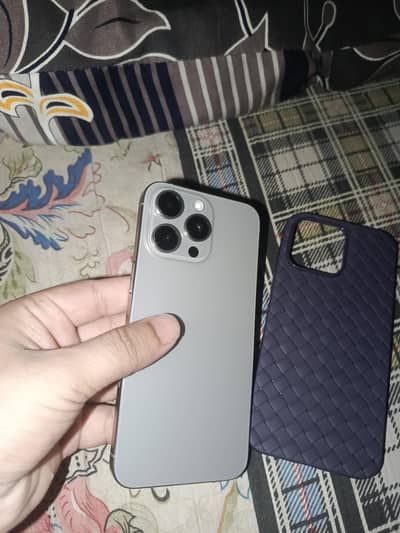 Apple iPhone 15 Pro Max jv