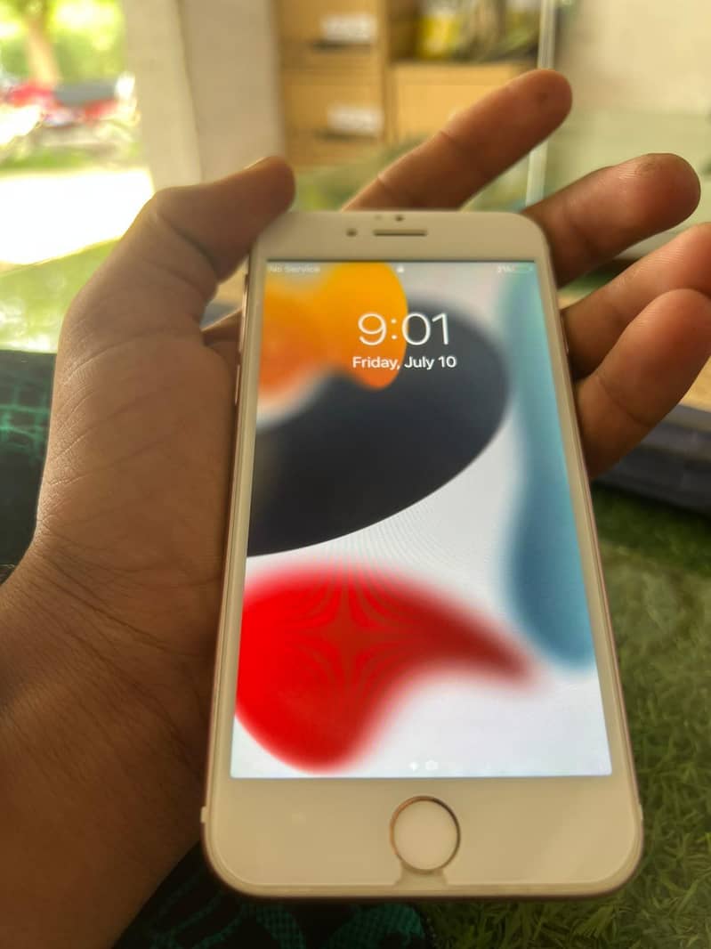 Apple iPhone 7 4