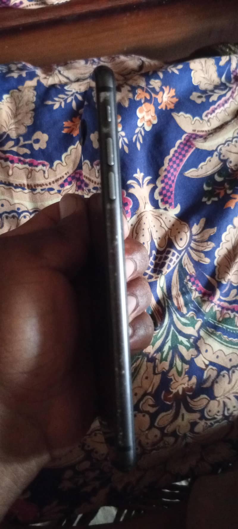 Apple iPhone 8 Plus 3