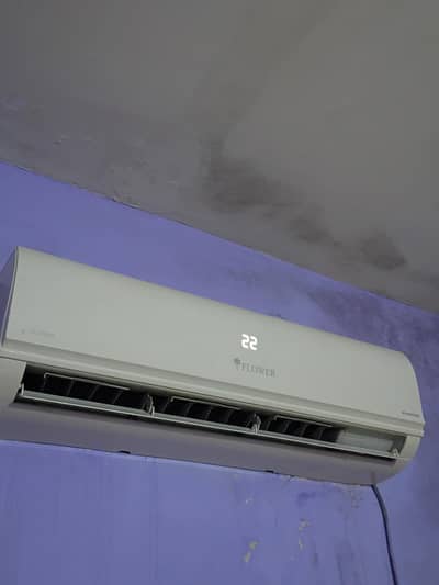 Flower  AC  1.5 Ton for Sale - excellent condition
