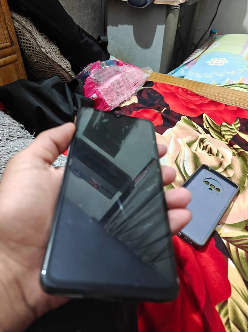 One Plus 7T 4