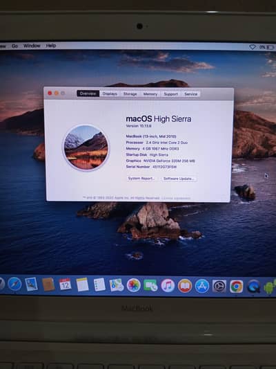 apple laptop