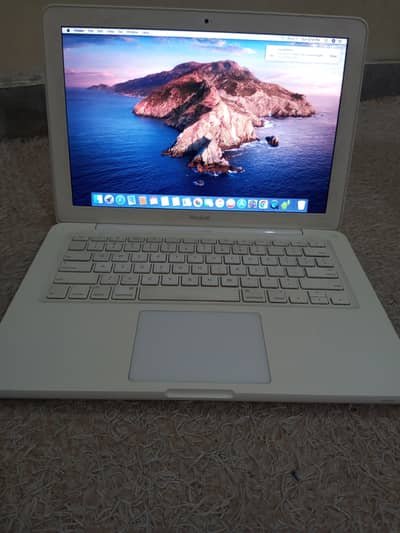 apple laptop