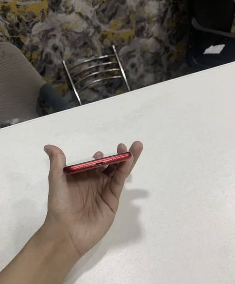Iphone 11 4