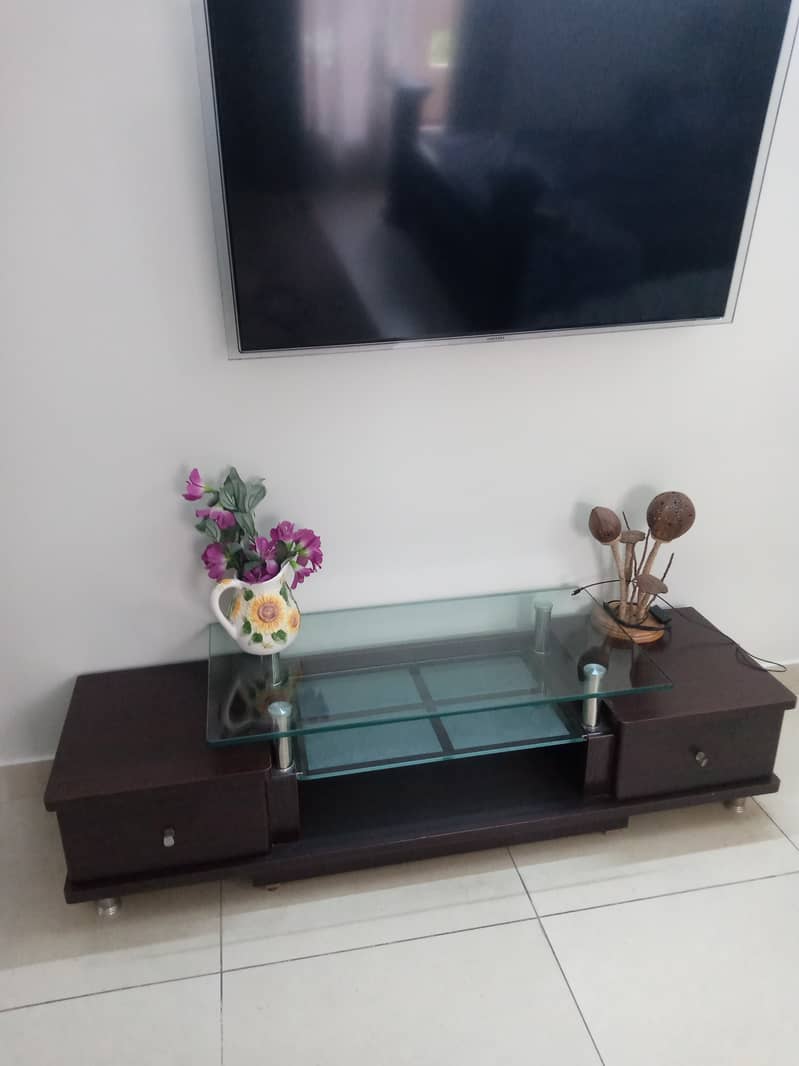 LED Table 0