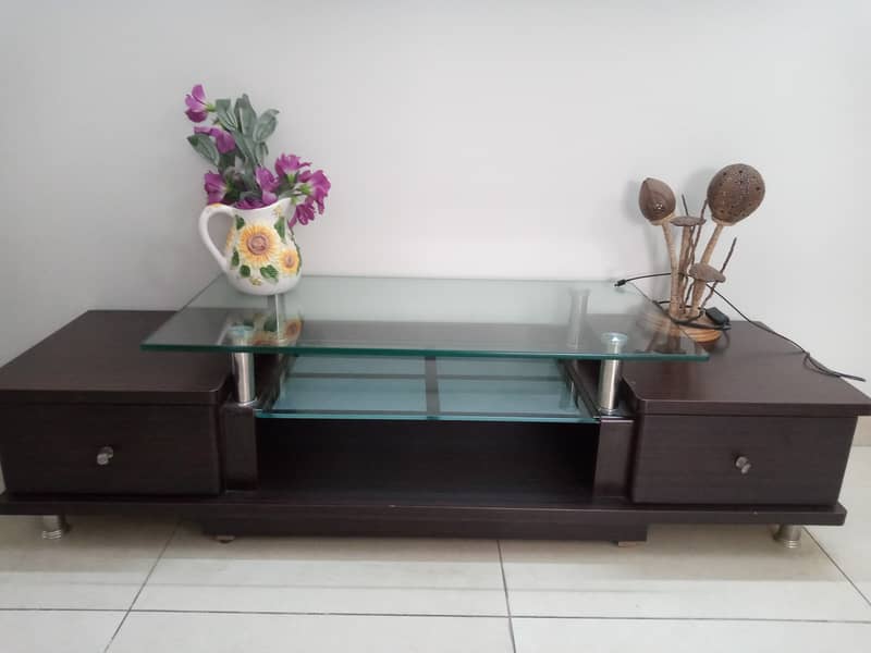LED Table 2