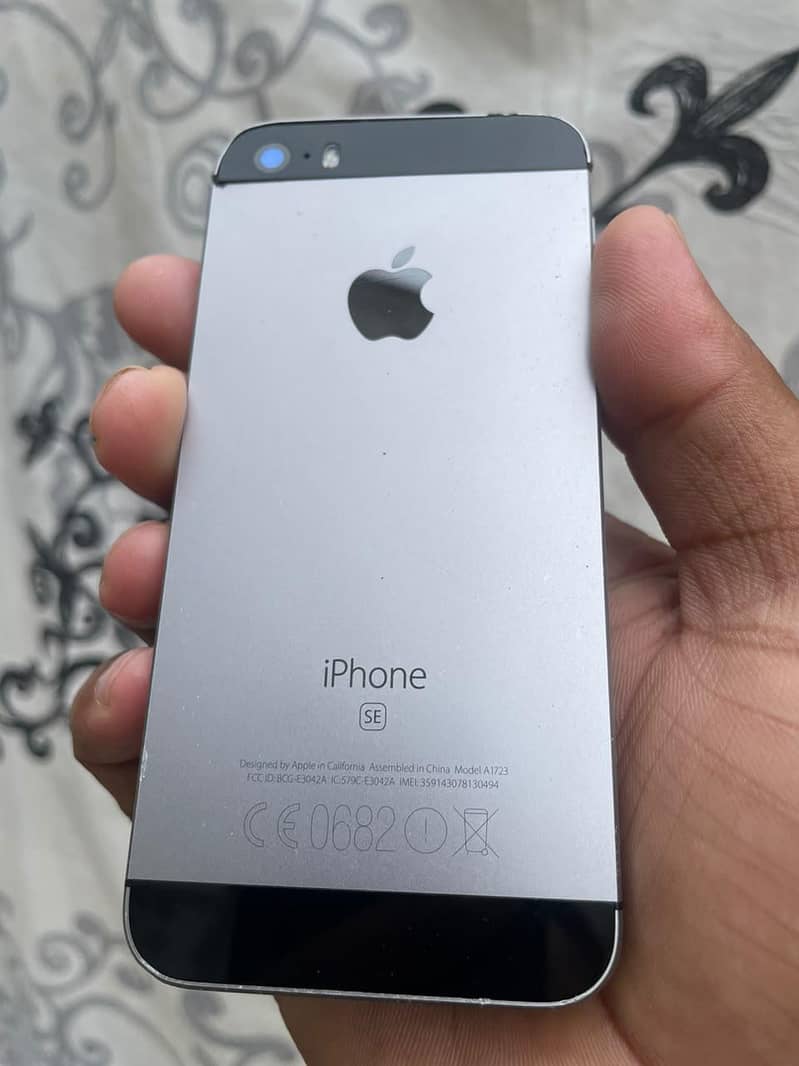 Apple iPhone SE 5