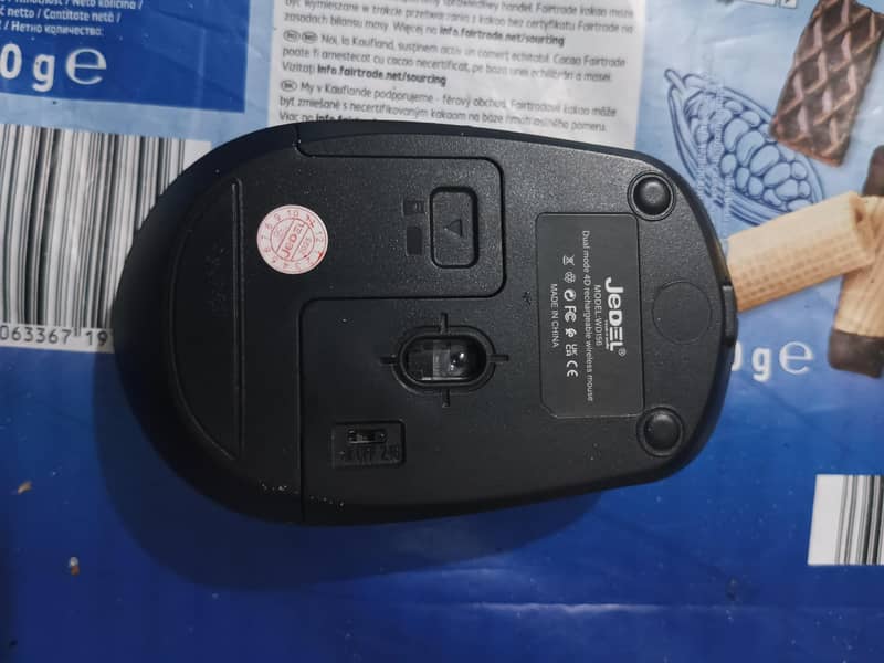 4D Rechargeable Wireless Mouse 2