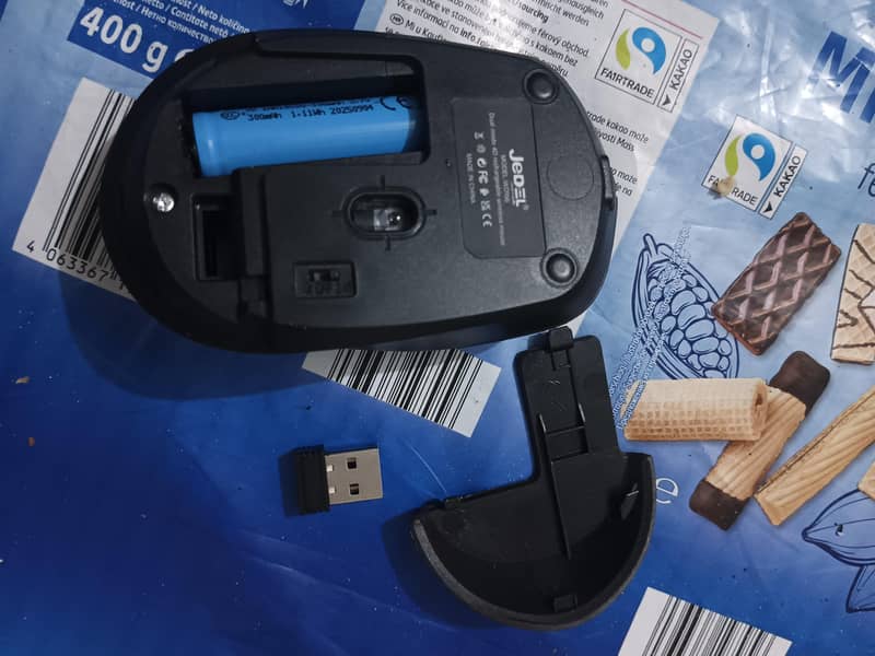 4D Rechargeable Wireless Mouse 3