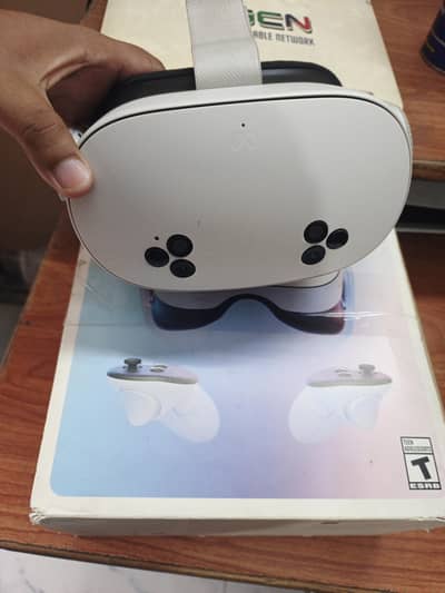 Meta Quest 3s VR virtual reality with games and box