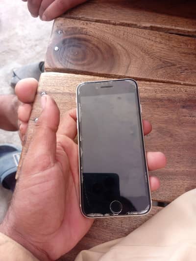 Apple iPhone SE