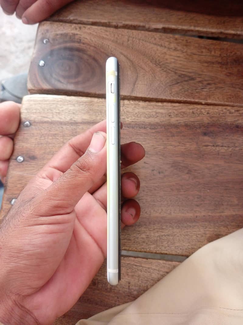 Apple iPhone SE 2