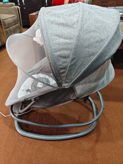 Mastela electric swing