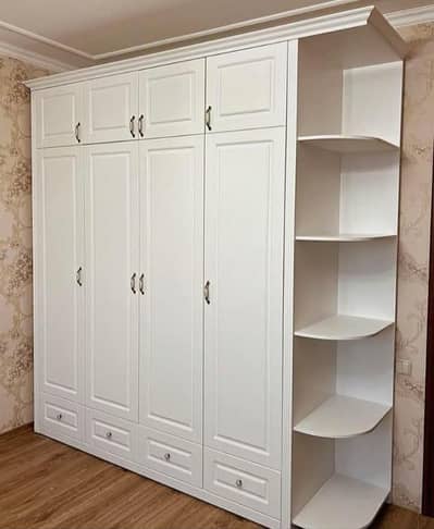 Wardrobes & Kitchen