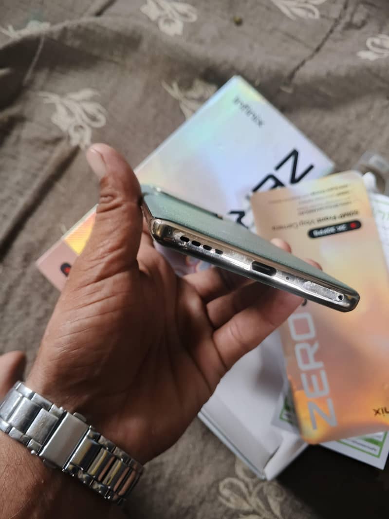 Infinix Zero 30 2