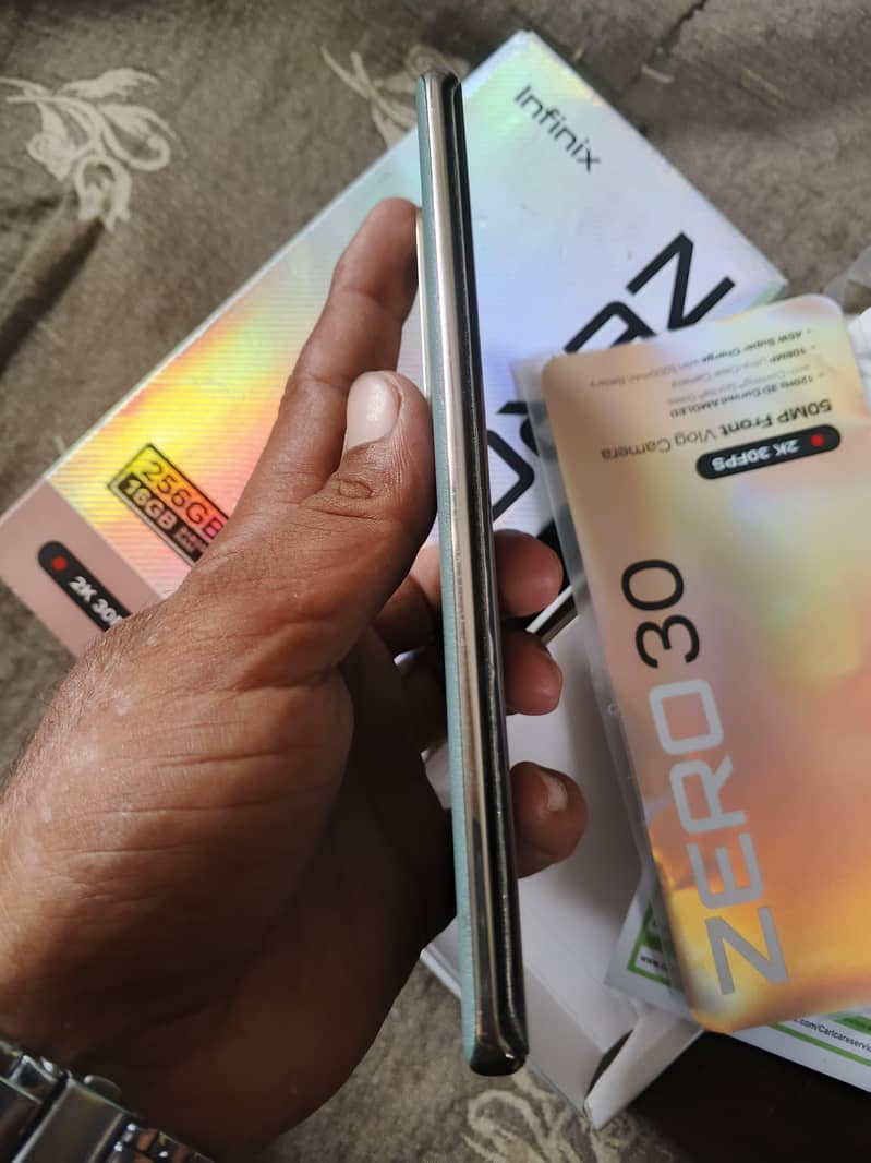 Infinix Zero 30 5