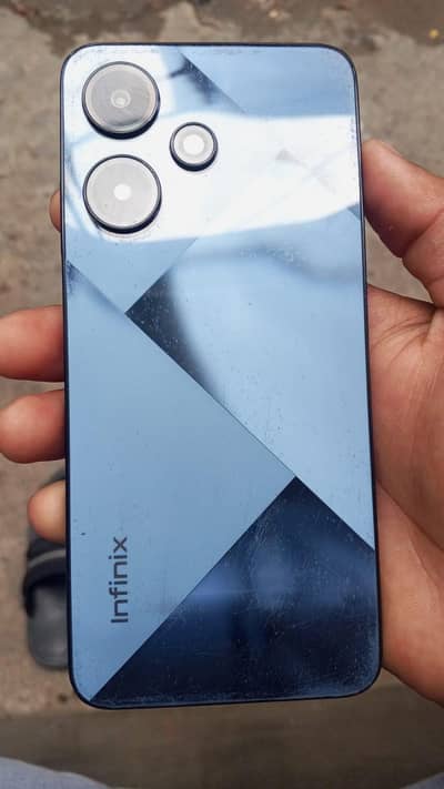 Infinix Hot 30i