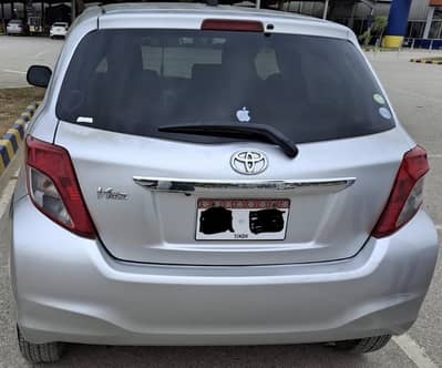 Toyota Vitz 2014
