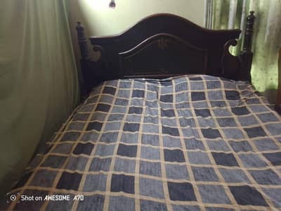 Premium Wooden Bed Frame – Strong & Sturdy Condition