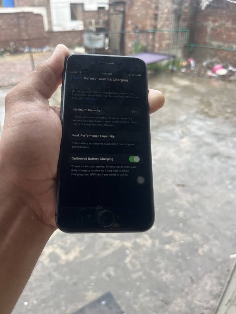 Apple iPhone 8 4