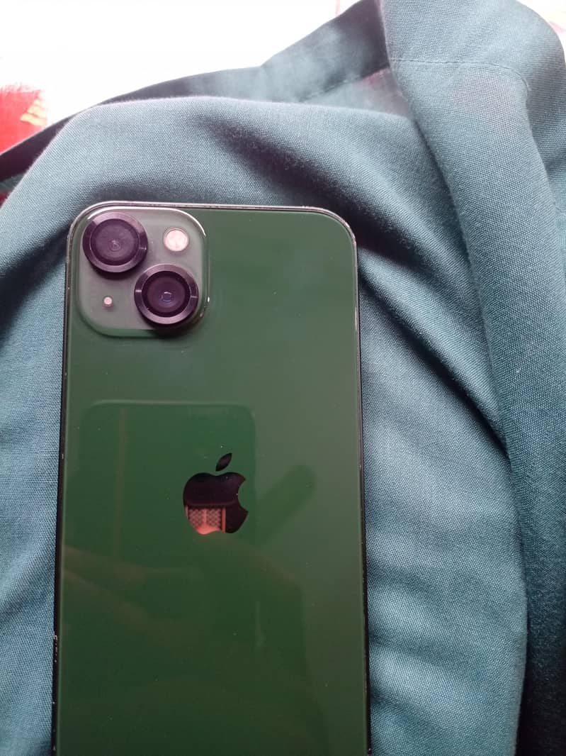 Apple iPhone 13 1
