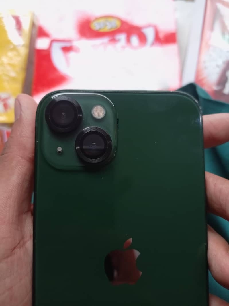 Apple iPhone 13 3