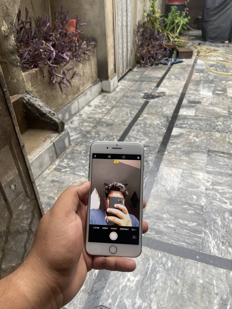 Apple iPhone 8 Plus 7