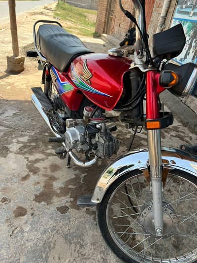 12/ 13Model cd70