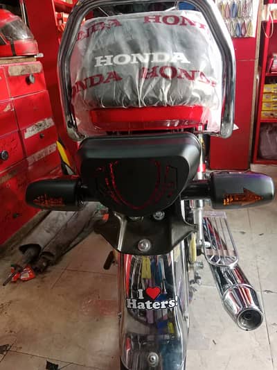 Honda cd 70 red colour for sale