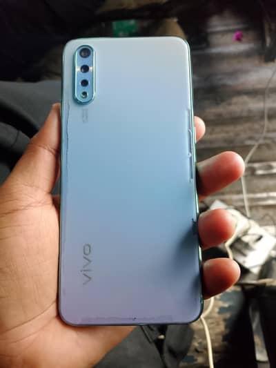 Vivo S1